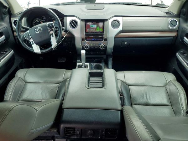 2018 TOYOTA TUNDRA