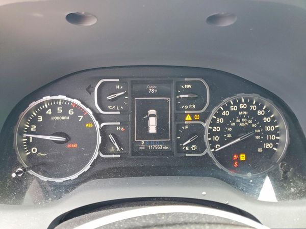2018 TOYOTA TUNDRA