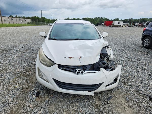 2016 HYUNDAI ELANTRA