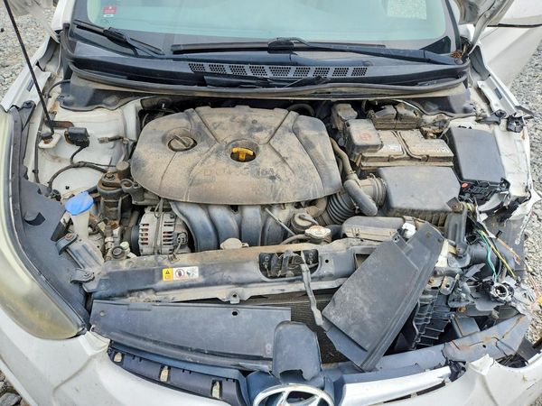 2016 HYUNDAI ELANTRA
