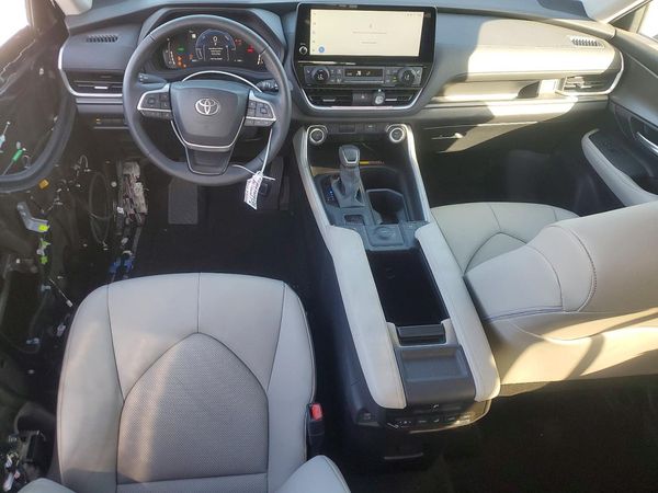 2026 TOYOTA GRAND HIGHLANDER