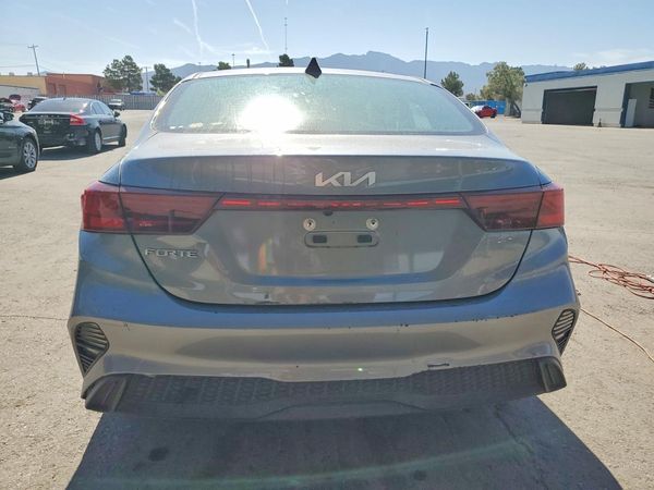 2024 KIA FORTE