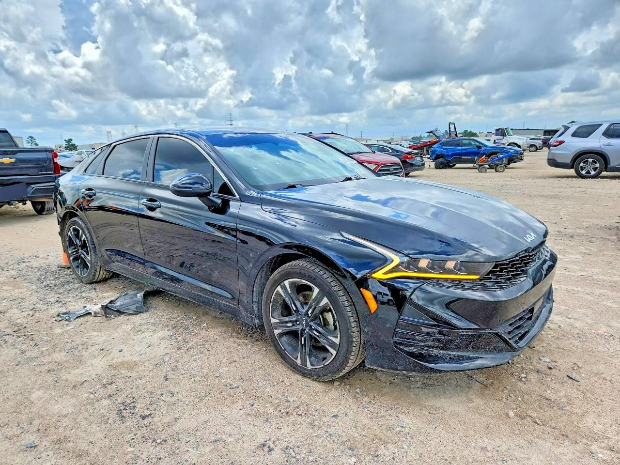 2024 KIA K5 GT-Line