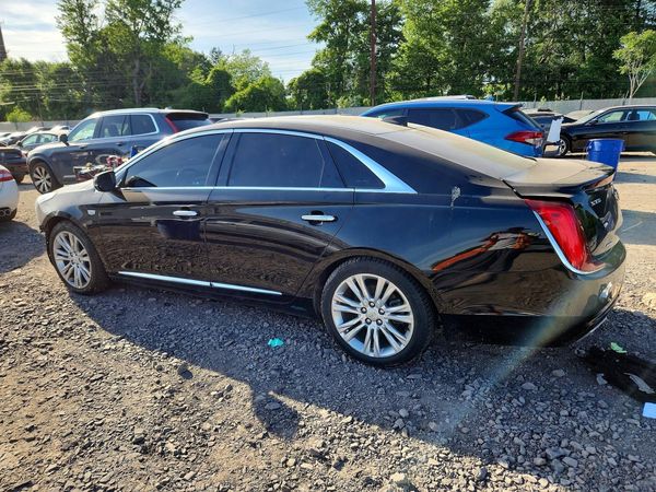 2019 CADILLAC XTS Luxury