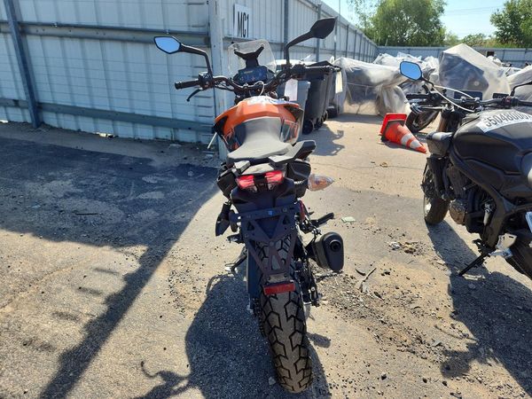 2024 KTM 390