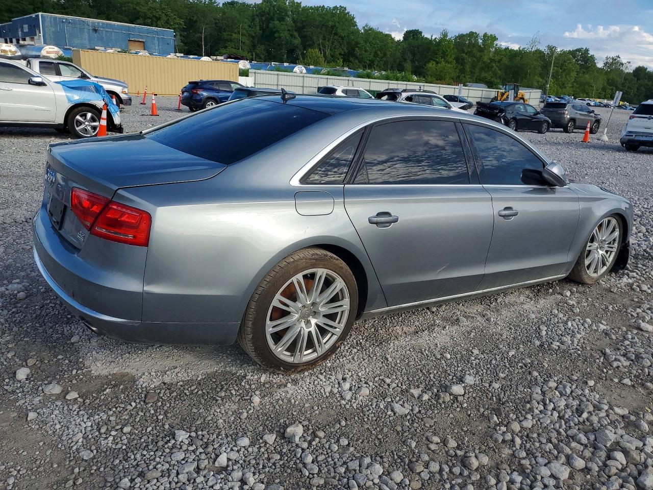 2012 AUDI A8 L