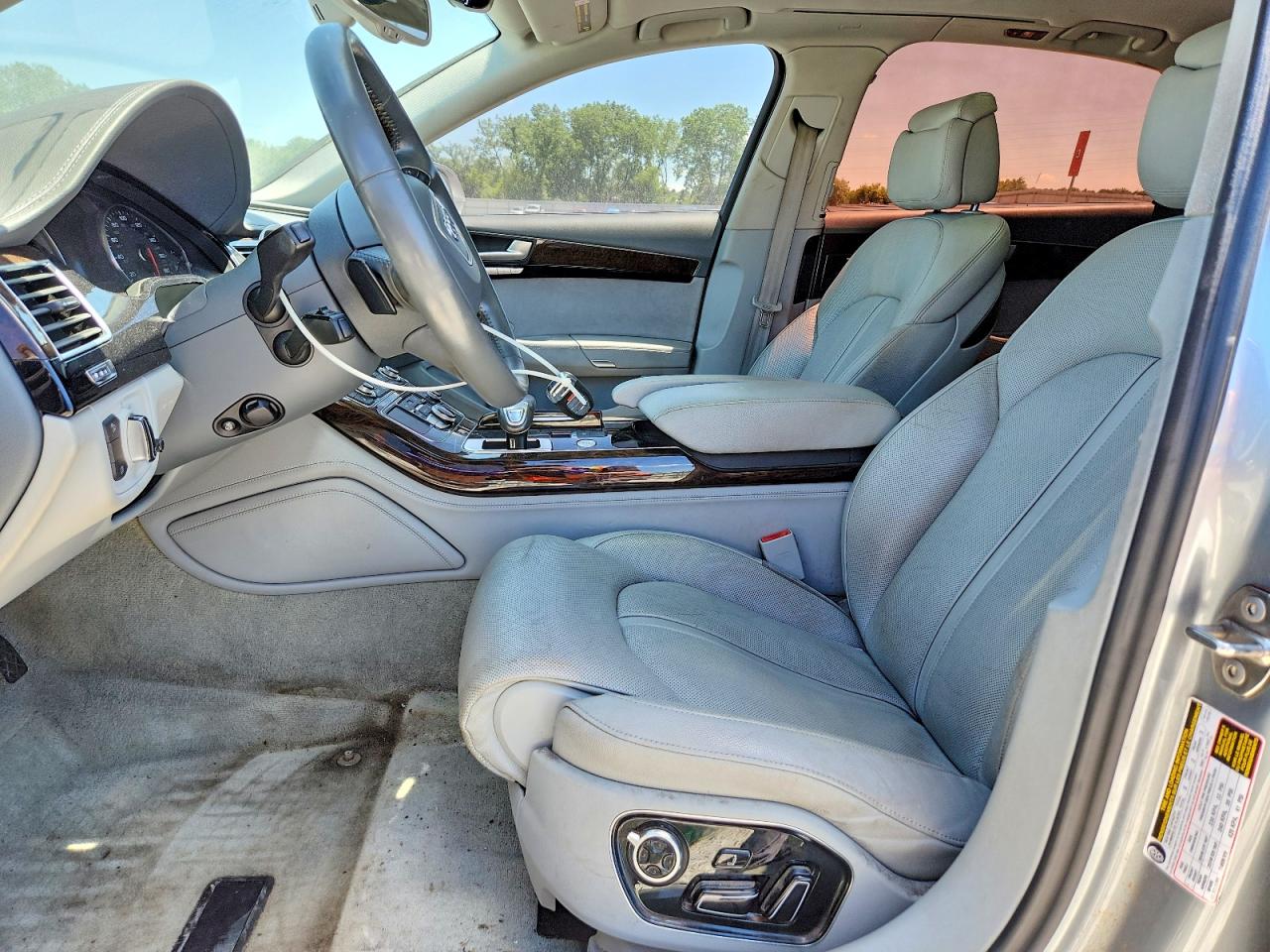 2012 AUDI A8 L