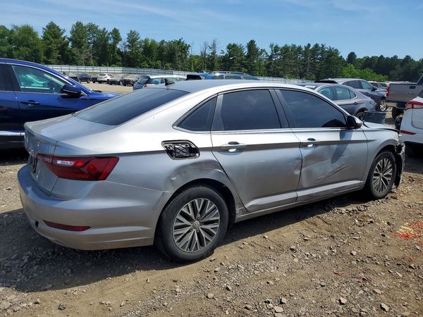 2021 VOLKSWAGEN JETTA S / SE / R-Line