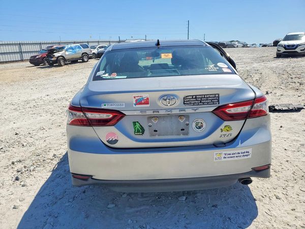 2019 TOYOTA CAMRY