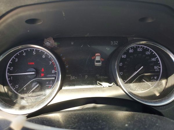 2019 TOYOTA CAMRY