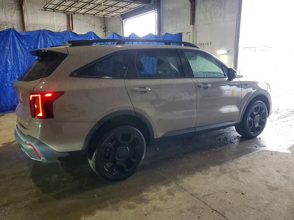 2025 KIA SORENTO