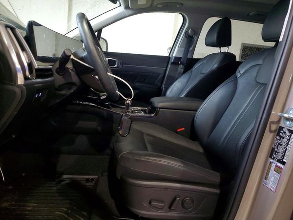 2025 KIA SORENTO