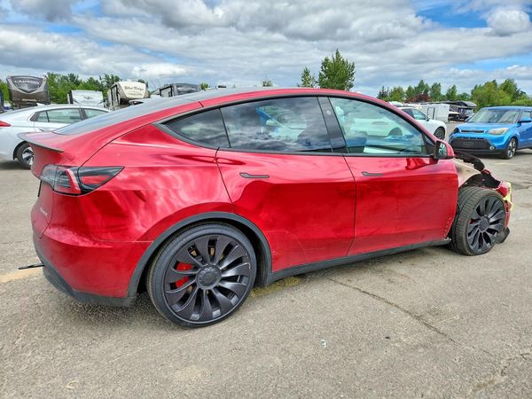 2023 TESLA MODEL Y