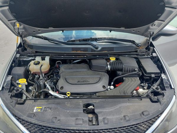 2019 CHRYSLER PACIFICA LX