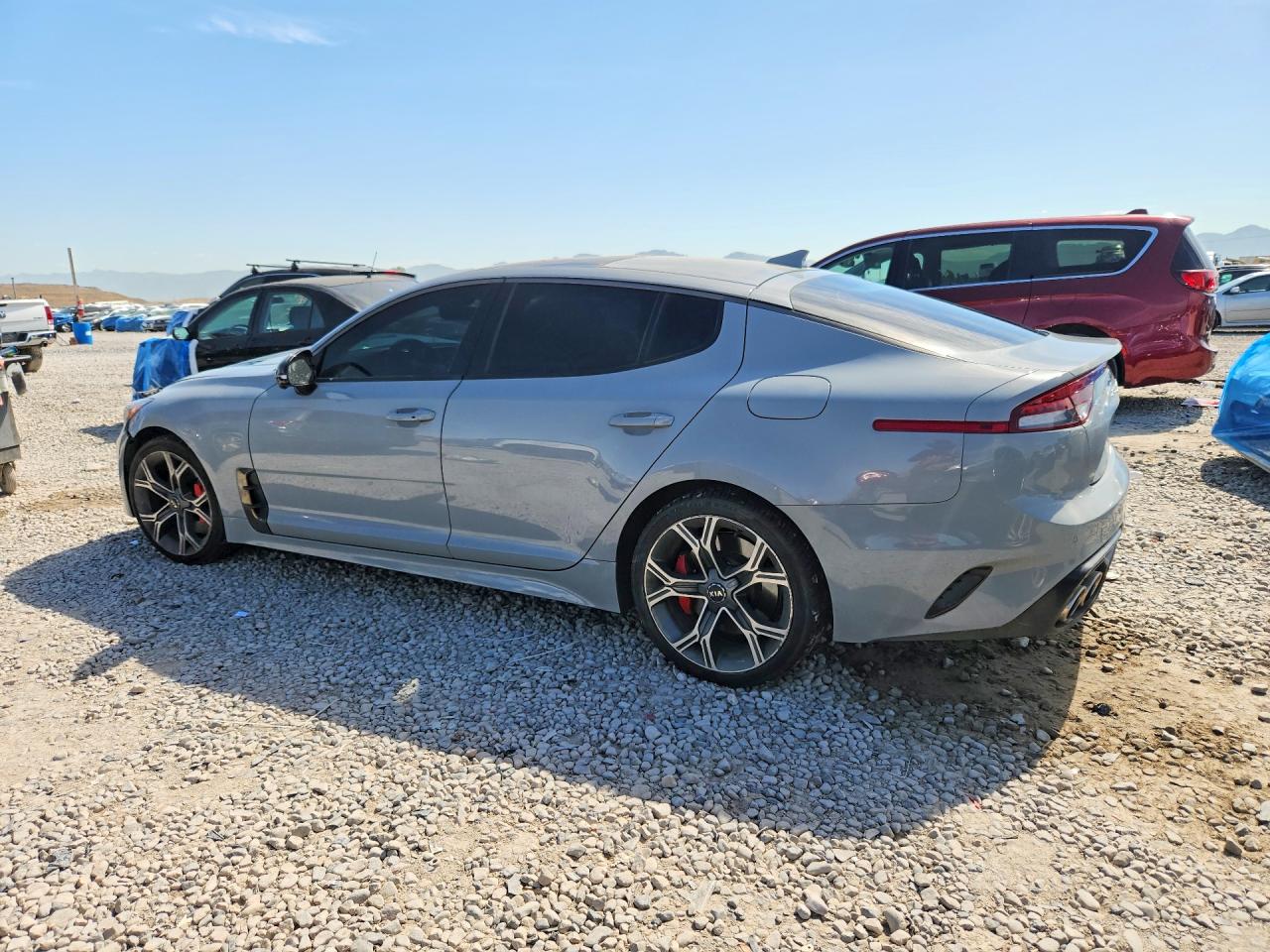 2023 KIA STINGER GT2