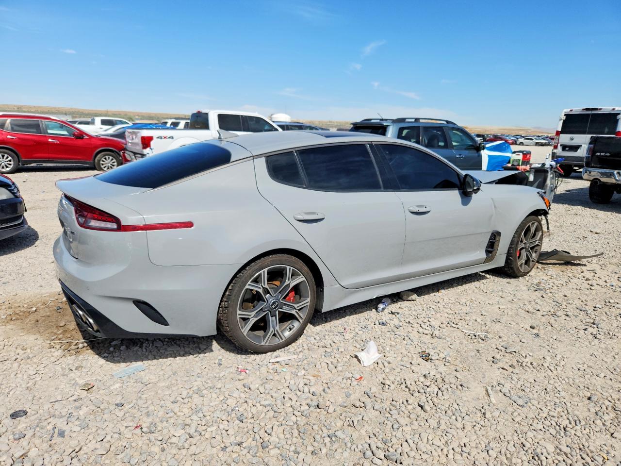2023 KIA STINGER GT2