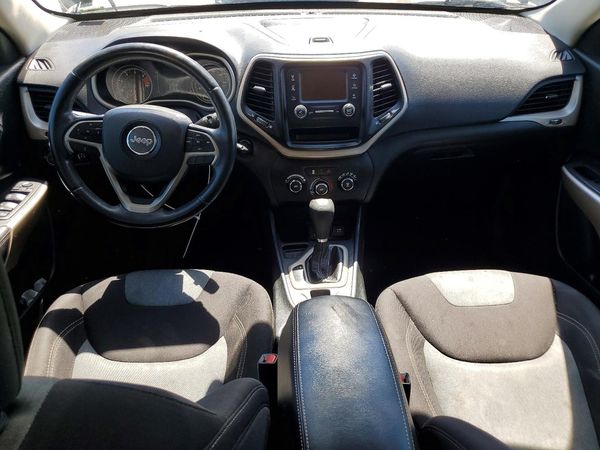 2018 JEEP CHEROKEE LATITUDE FWD