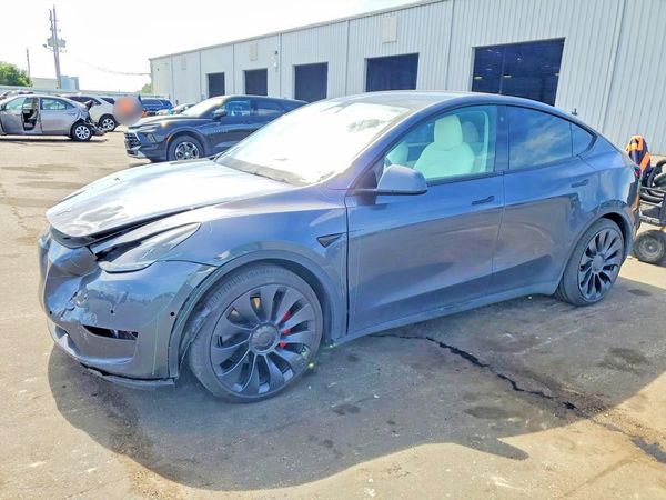 2022 TESLA MODEL Y