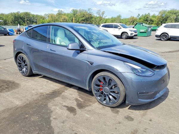 2022 TESLA MODEL Y