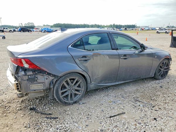 2016 LEXUS IS 200t