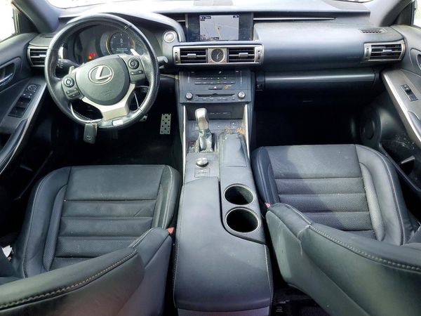 2016 LEXUS IS 200t