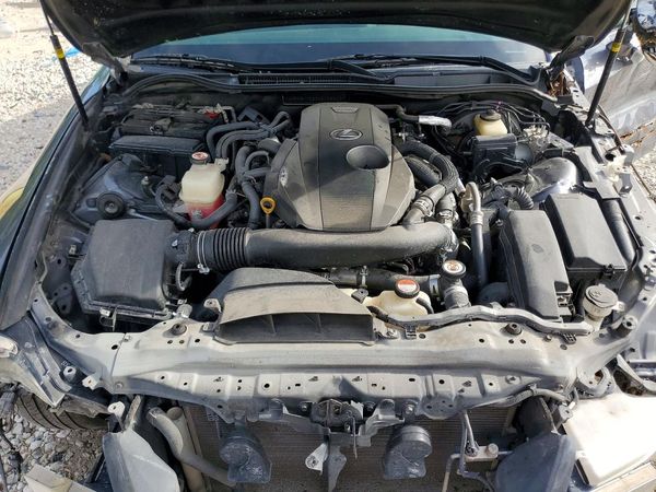 2016 LEXUS IS 200t