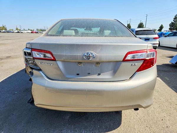 2013 TOYOTA CAMRY
