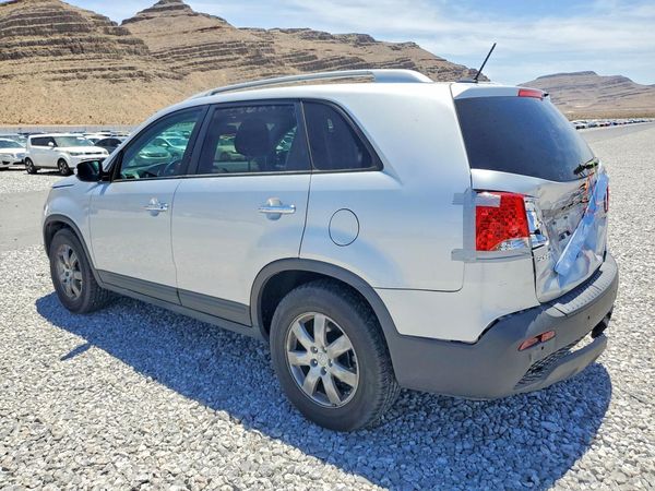 2013 KIA SORENTO Base / LX
