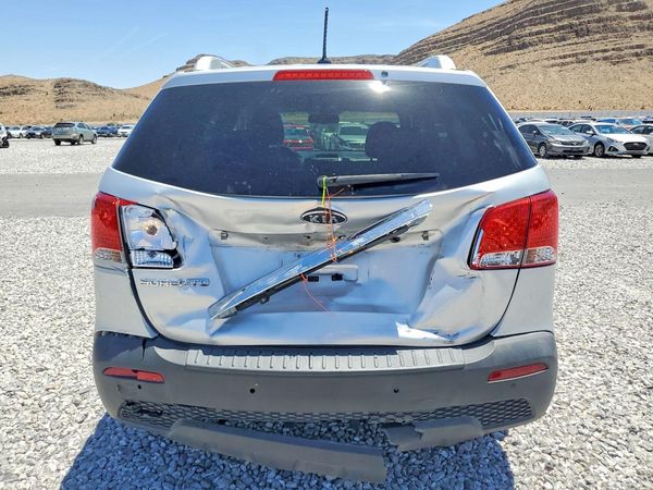 2013 KIA SORENTO Base / LX