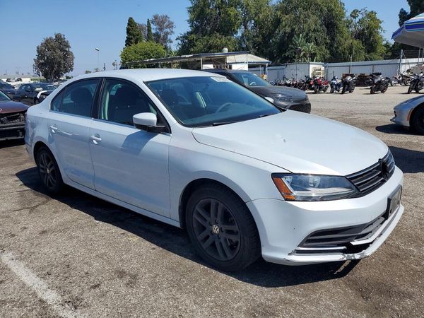 2017 VOLKSWAGEN JETTA