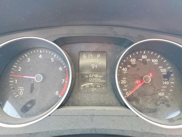 2017 VOLKSWAGEN JETTA