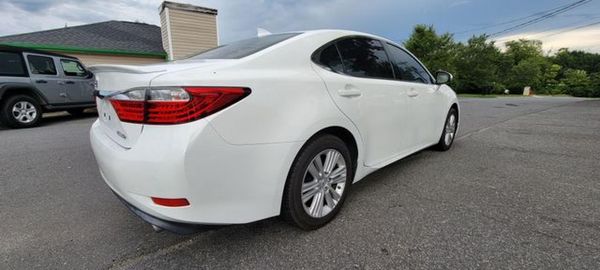 2015 LEXUS ES