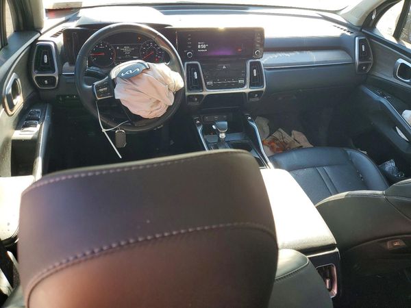 2022 KIA SORENTO