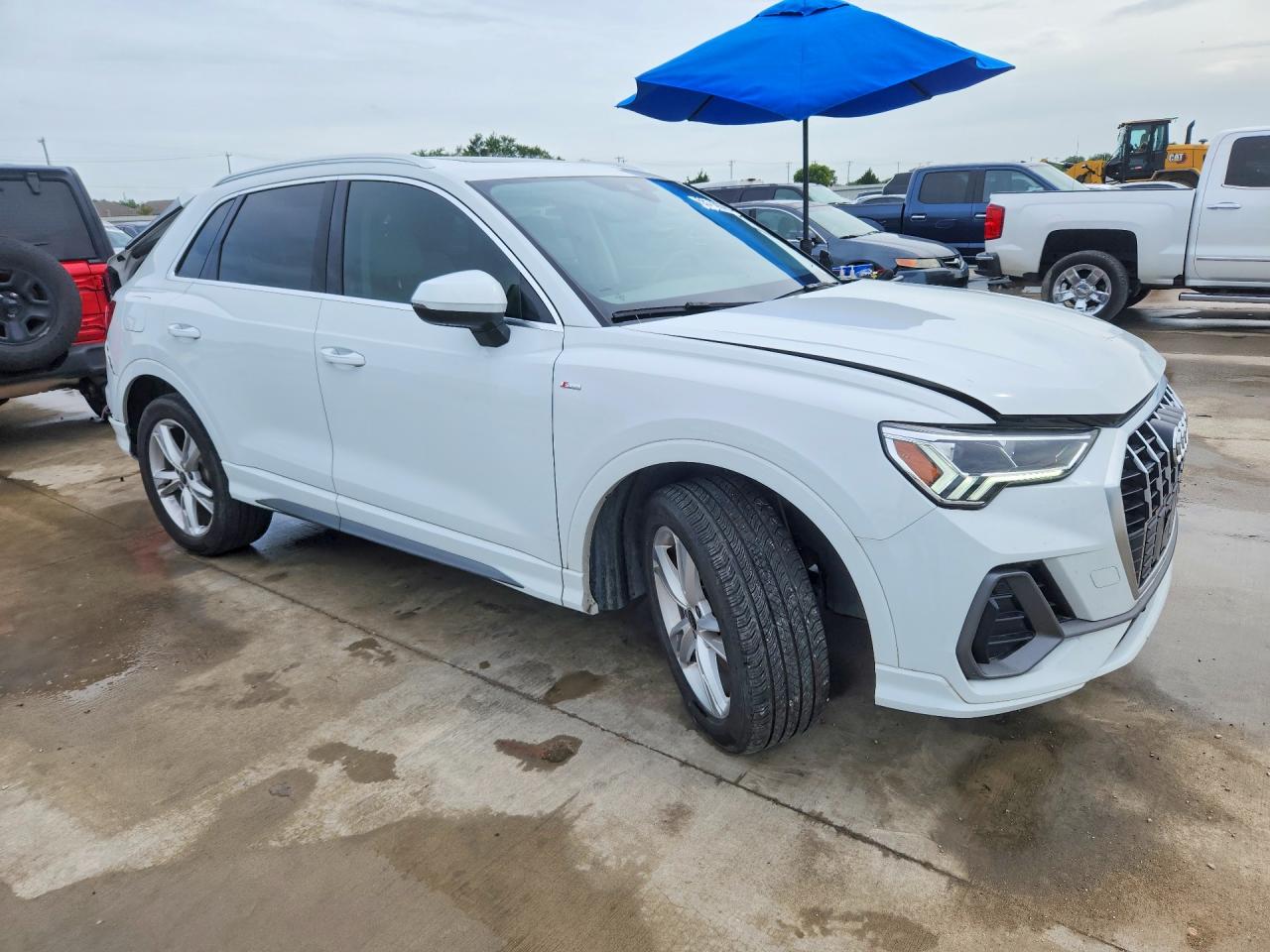 2024 AUDI Q3 S Line quattro Premium