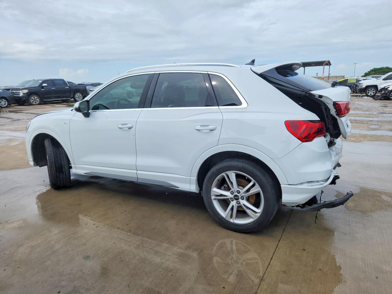 2024 AUDI Q3 S Line quattro Premium