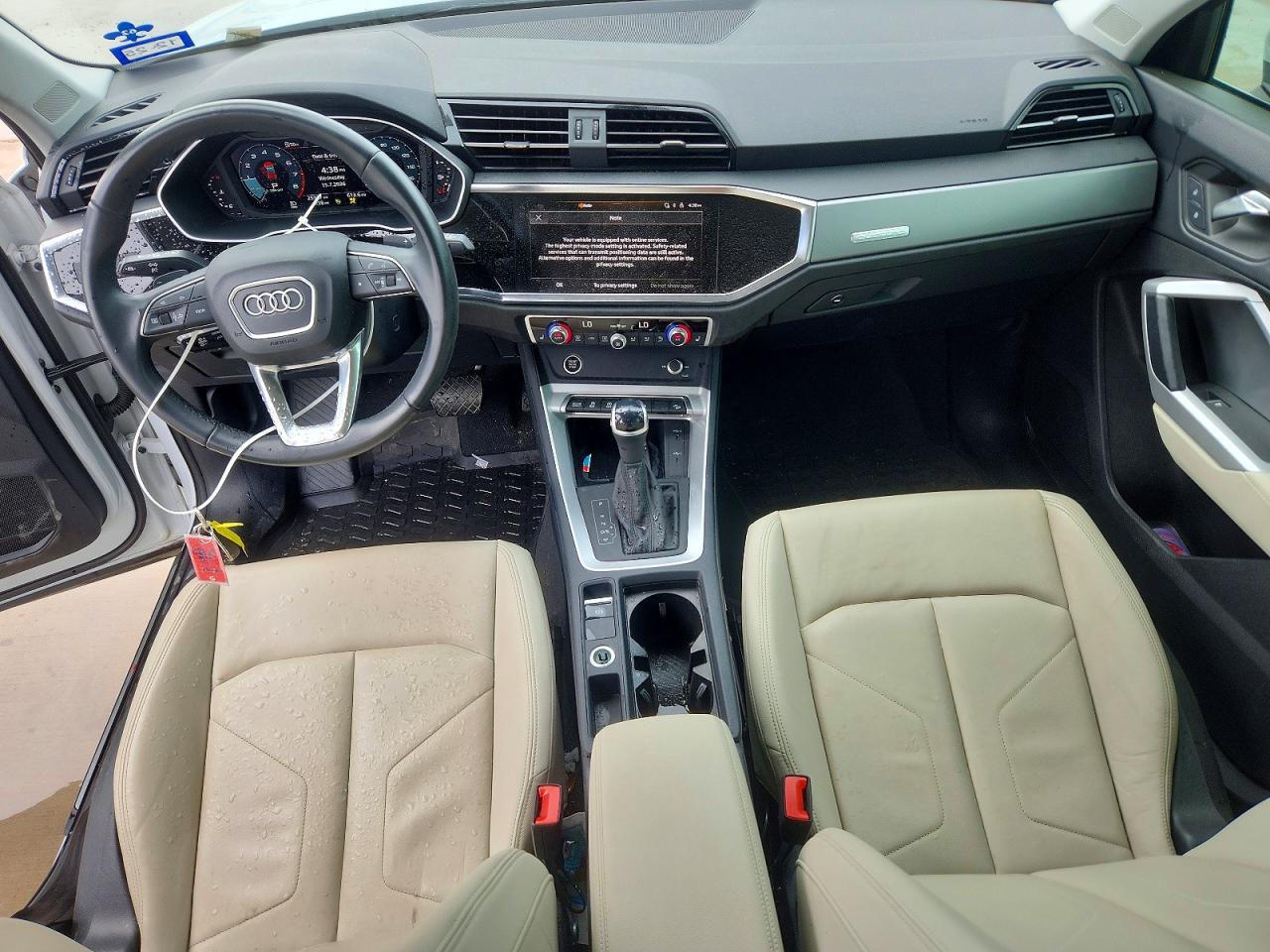 2024 AUDI Q3 S Line quattro Premium