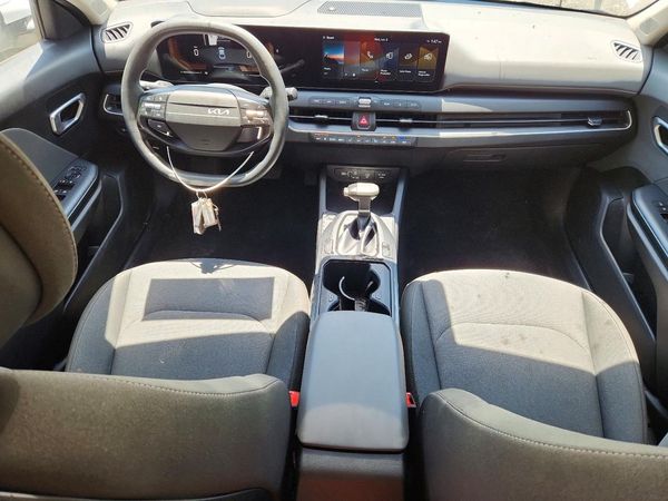 2025 KIA K4 LX, LXS