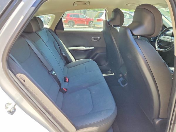 2025 KIA K4 LX, LXS