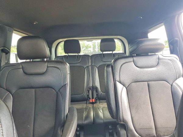 2024 JEEP GRAND CHEROKEE L LAREDO 4X4