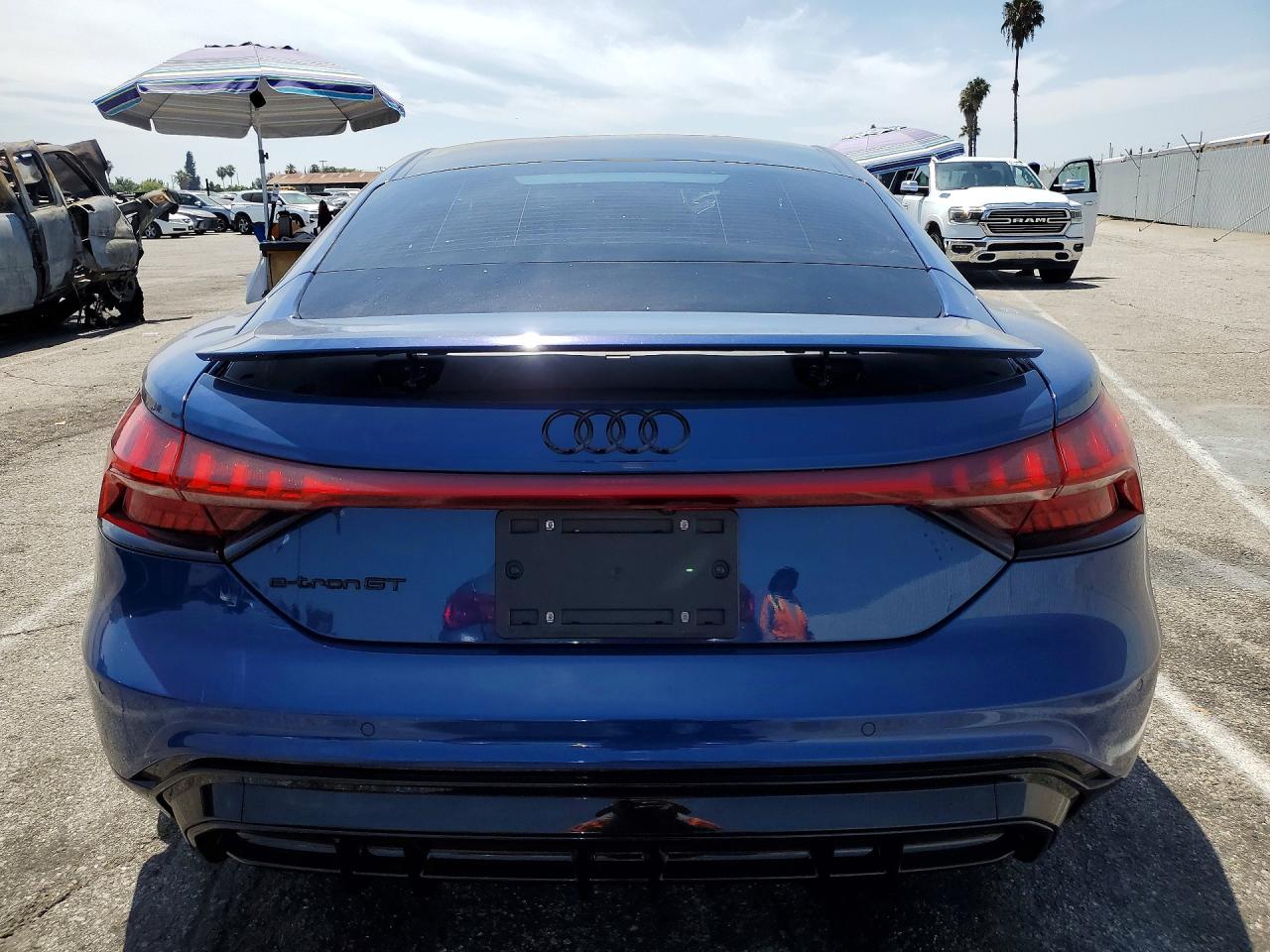 2024 AUDI E-TRON GT quattro Prestige