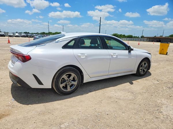2022 KIA K5 LXS