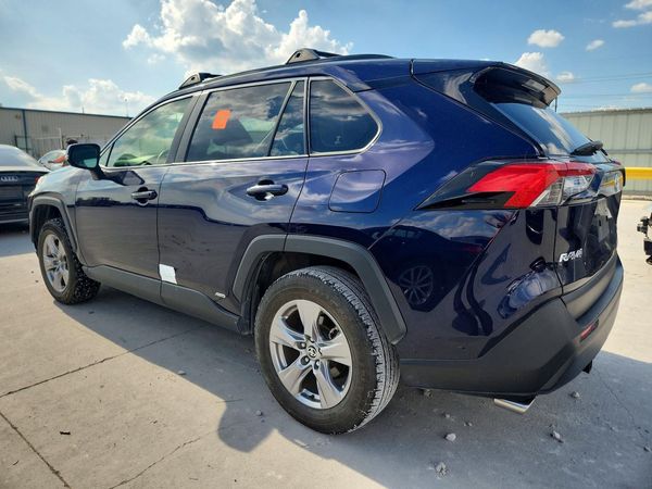 2022 TOYOTA RAV4