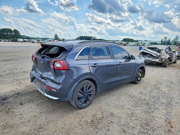 2018 KIA NIRO