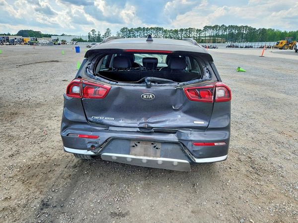 2018 KIA NIRO