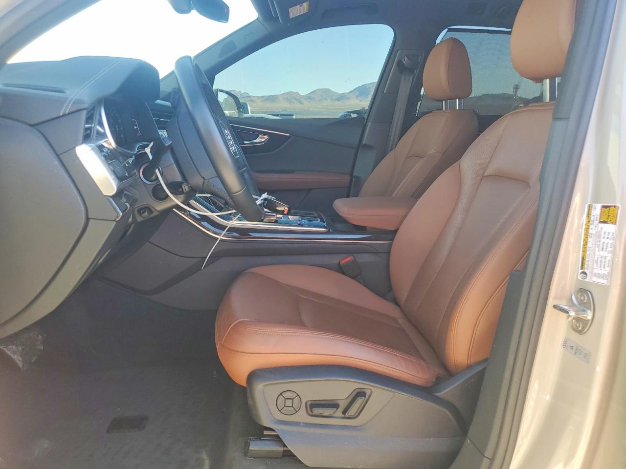 2024 AUDI Q7 quattro Premium Plus