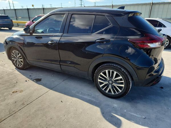 2021 NISSAN KICKS SV