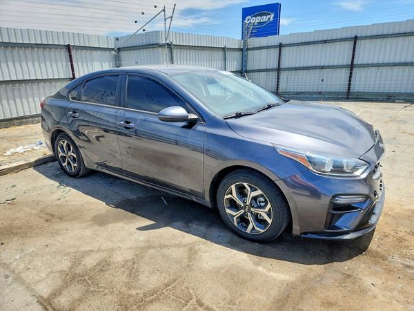2021 KIA FORTE FE, LXS