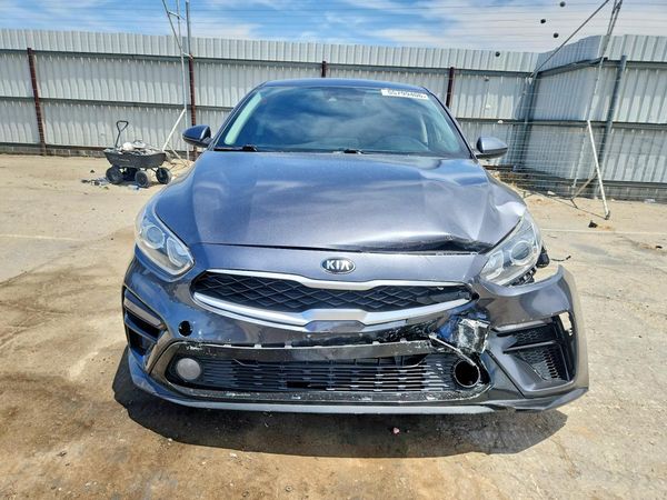2021 KIA FORTE FE, LXS