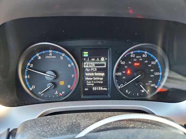 2018 TOYOTA RAV4 LE