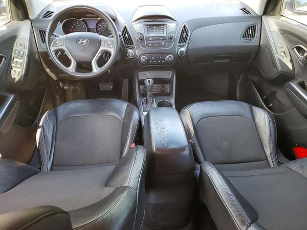2015 HYUNDAI TUCSON GL (Middle-Low)